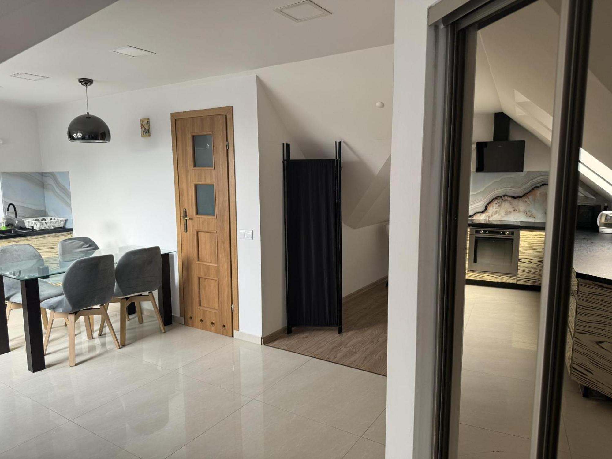 Apartamenty P7 Dzierzoniow Luaran gambar